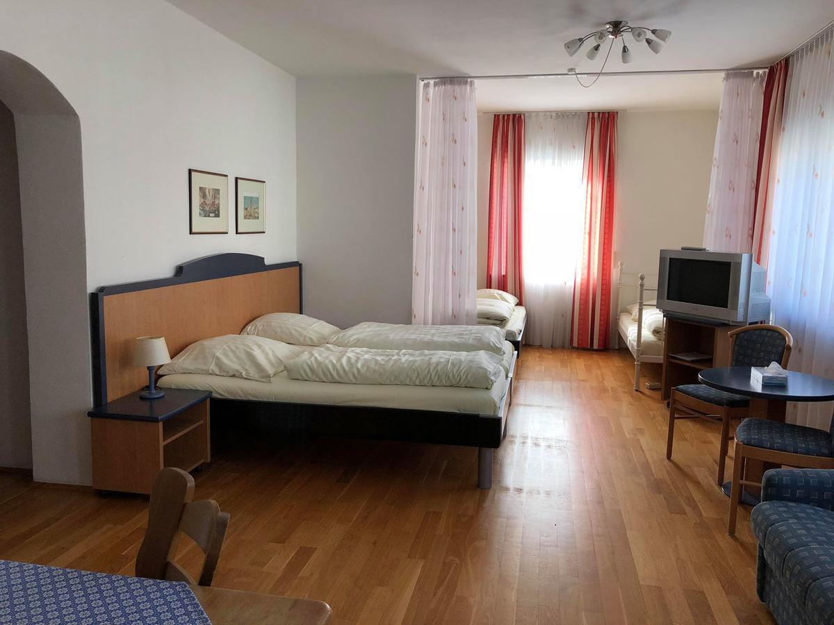 Hotel Gaeubodenhof Straubing Ngoại thất bức ảnh